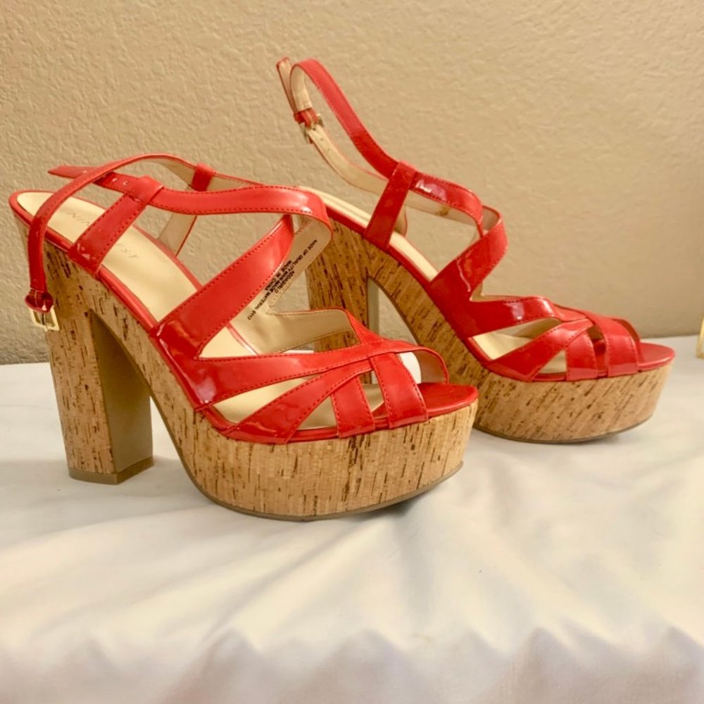 Bright Red Wedges - Picture 2 of 5